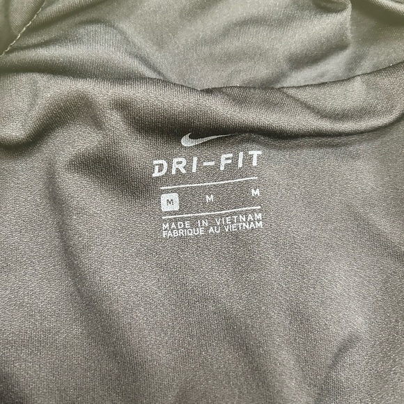 Nike dri fit shorts - Picture 3 of 3